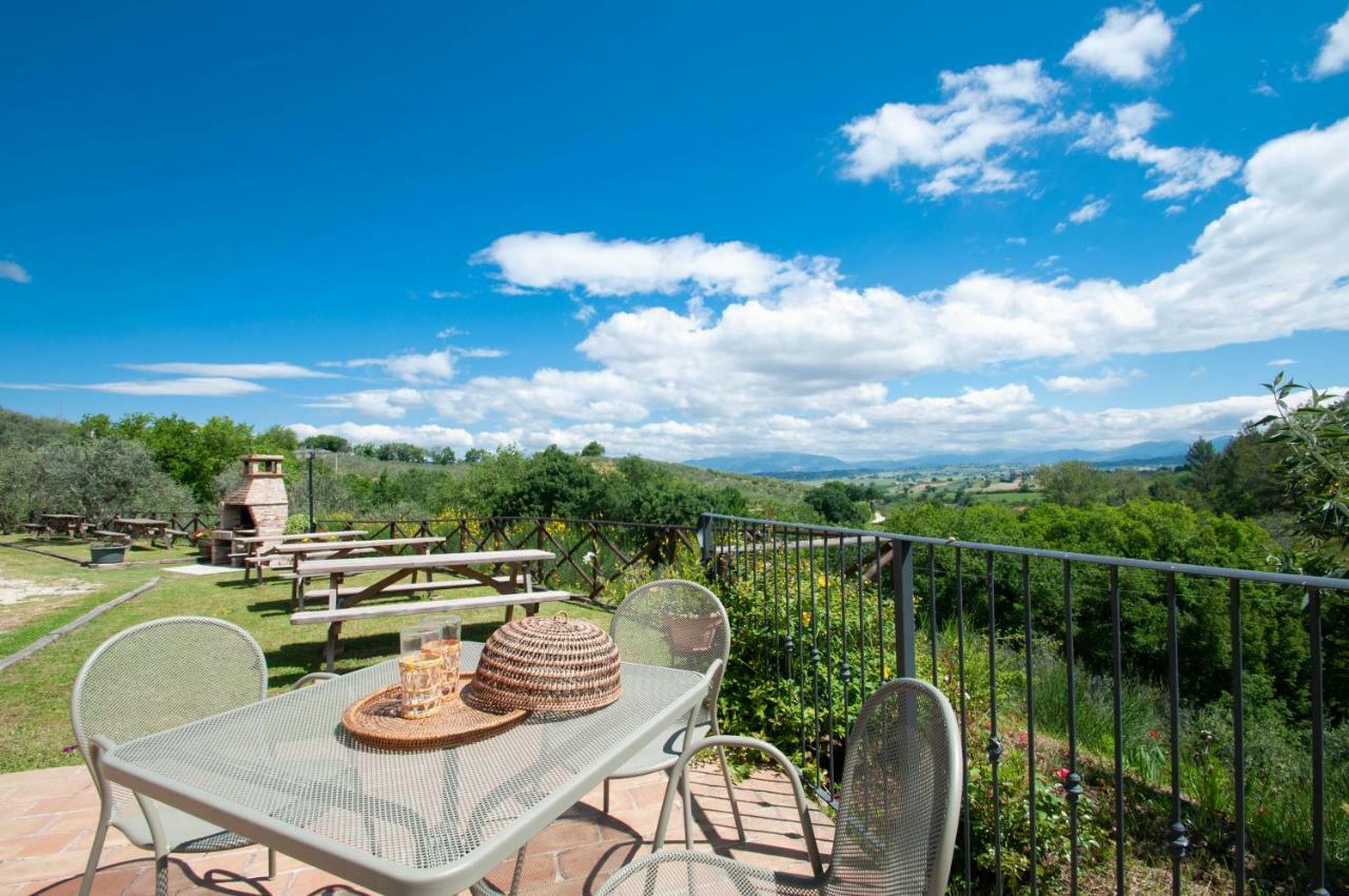 Agriturismo Molino Verde Montecchio  Экстерьер фото