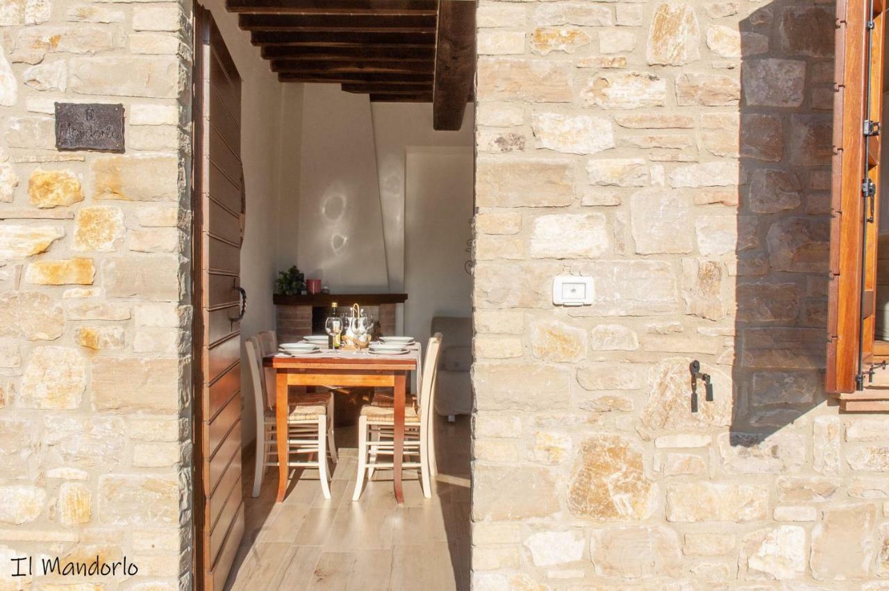 Agriturismo Molino Verde Montecchio  Экстерьер фото
